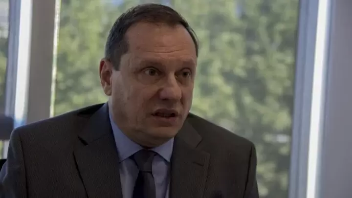"Massa tiene las manos llenas de recursos para negociar"