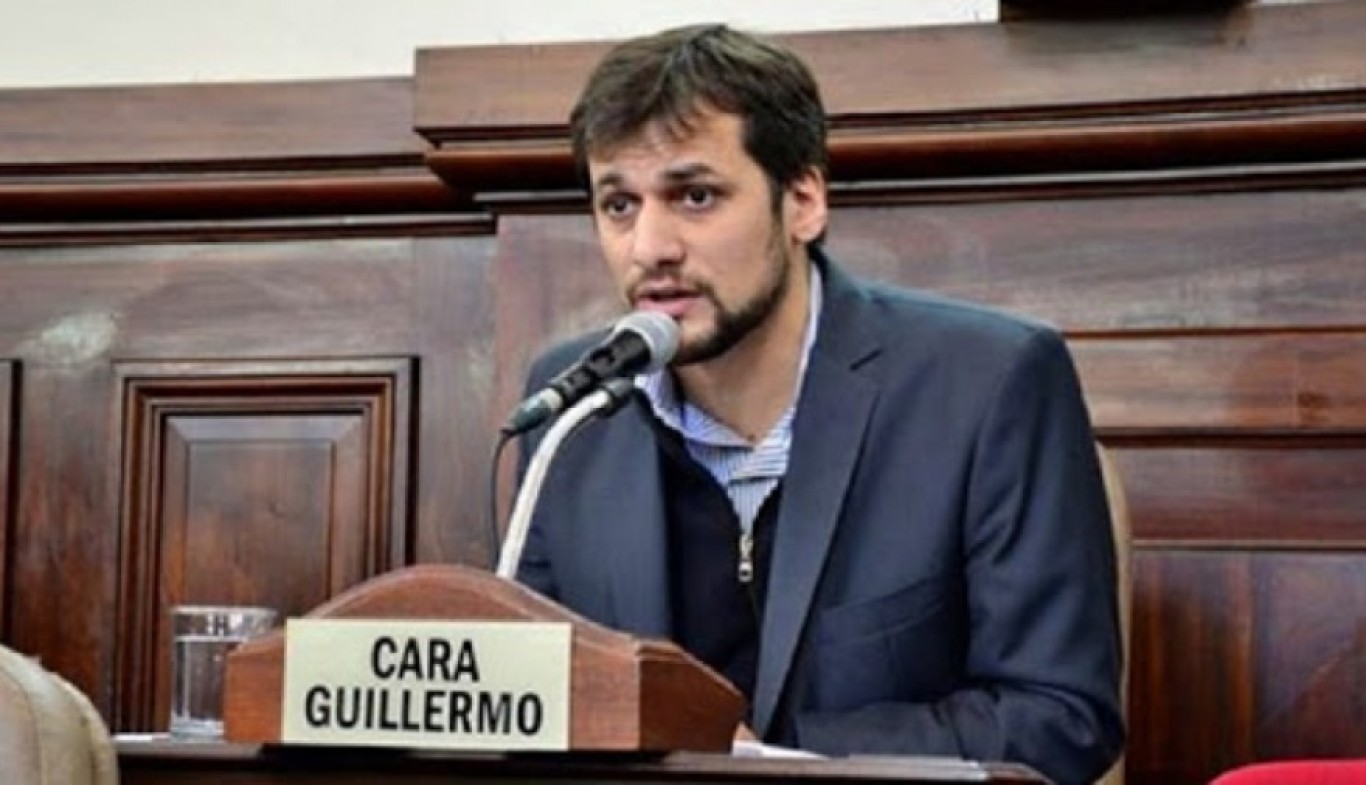 Guillermo “Nano” Cara : "Se trata de un documento público hoy no se borran con un apagón"