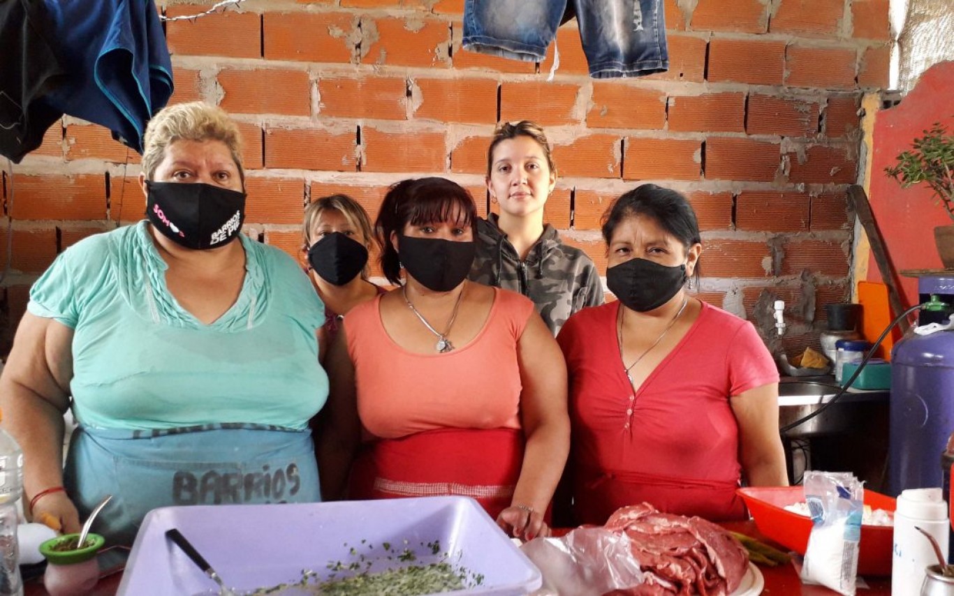 Johana Beltrán: "Presentamos un proyecto de ley para las cocineras de los barrios"