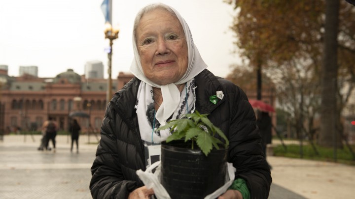 Nora Cortiñas: "Tenemos que empezar a querer vivir mejor, amarnos, sin odio"