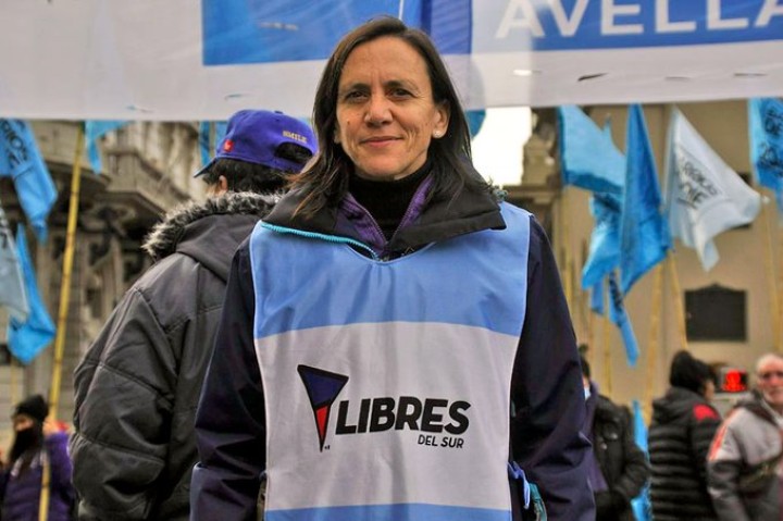 Silvia Saravia: "En medio de sus medidas, decidieron elegir al enemigo de los cortes"