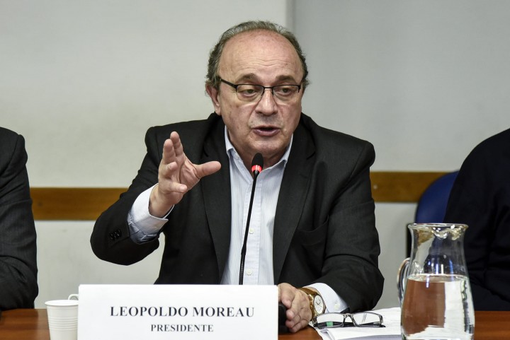 Leopoldo Moreau: “Esta ley beneficia a 800 mil argentinos y argentinas”