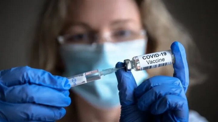 Luis Cámera: “Estas vacunas se acomodan más al virus que está circulando”