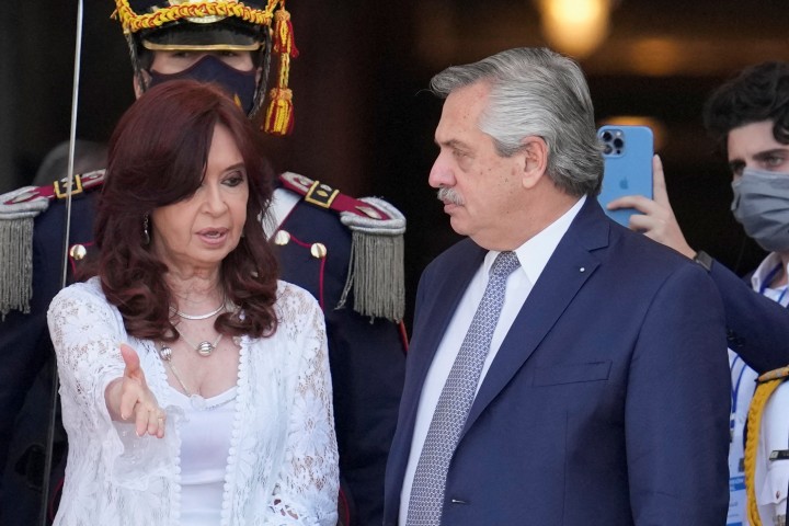 Cristina Kirchner llamó a Alberto Fernández para interiorizarse sobre su estado de salud