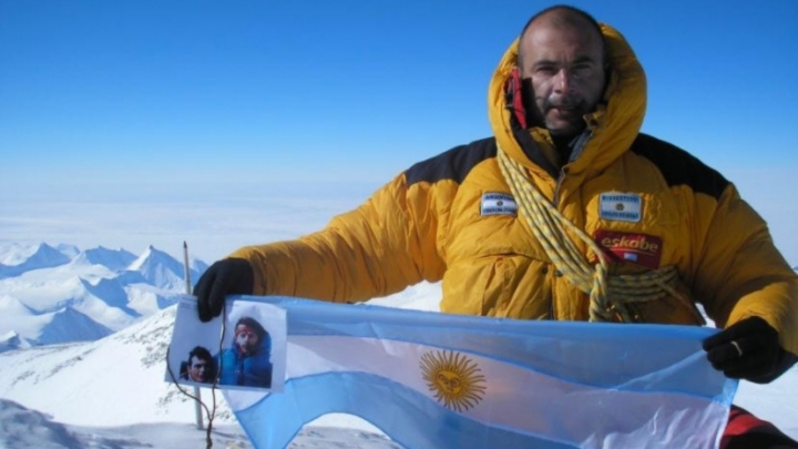 Charly Kohen nos presento al notable montañista Juan Benegas primer argentino en llegar al Polo Norte con esquíes...