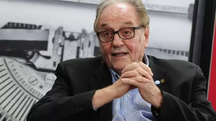 "El default lo generaron las políticas previas que endeudaron al país..." Carlos Heller.