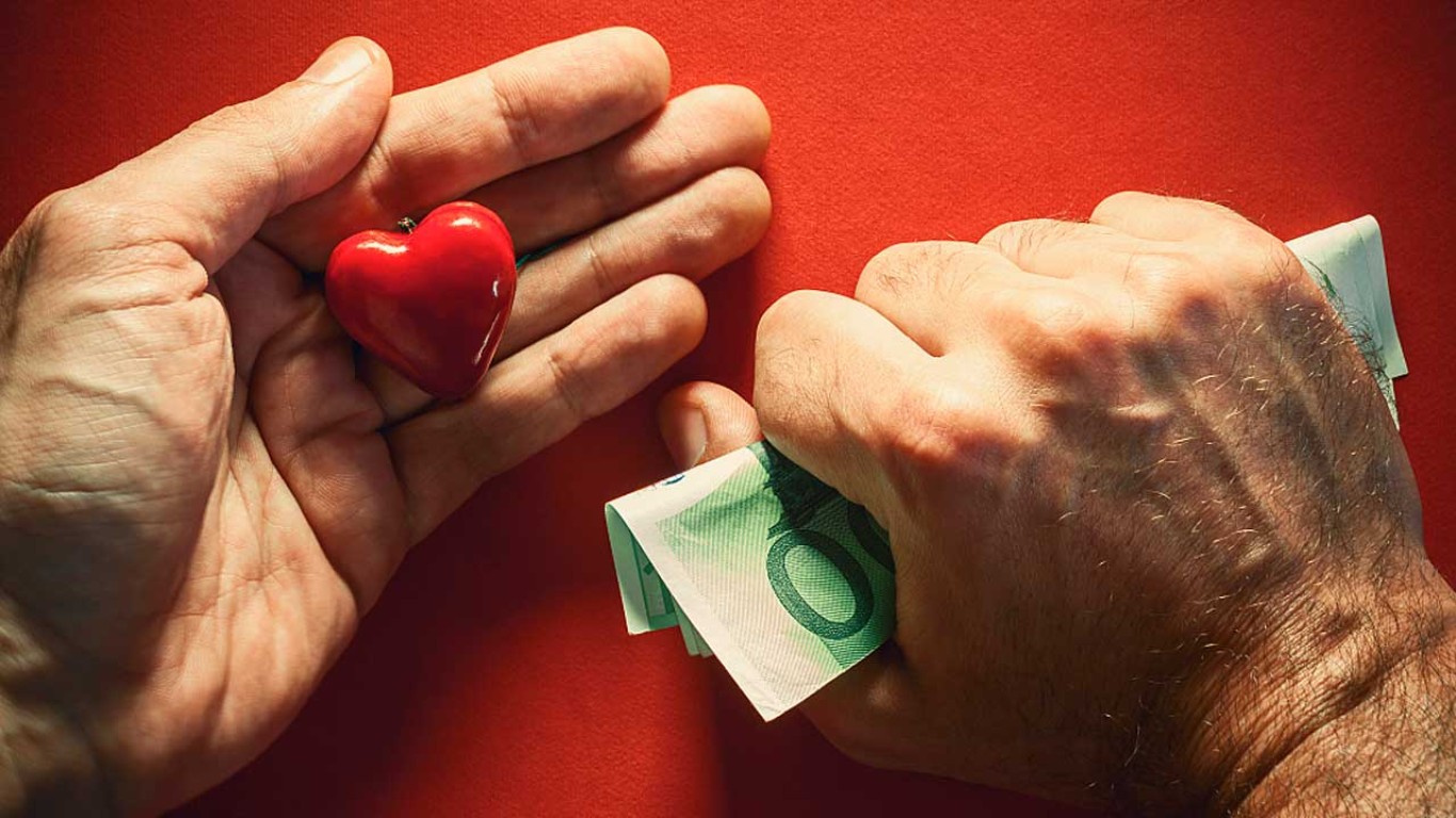 Un análisis sobre el deseo, las inseguridades, el amor, el poder y el dinero en un vínculo sexoafectivo